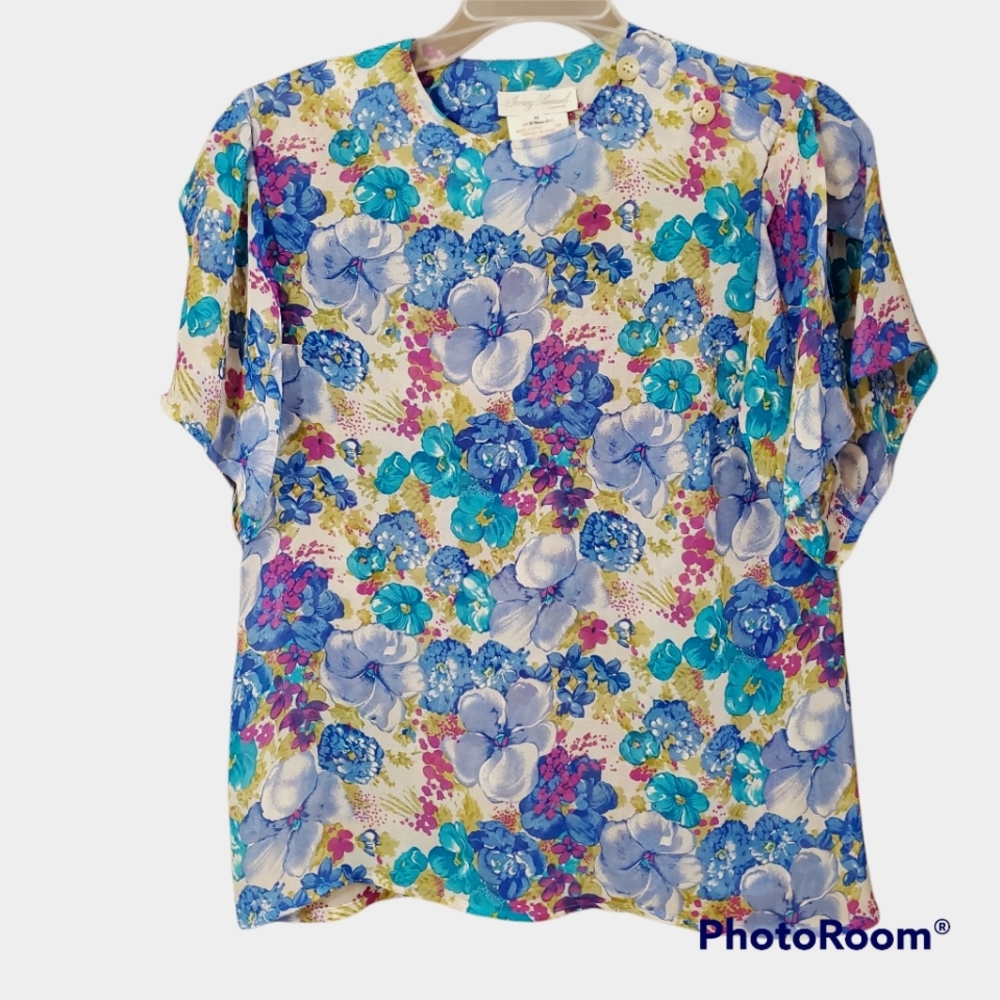 Vintage floral 100% silk chiffon short flutter sleeve round neck blouse size 8